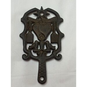 Wilton Cast Iron Trivet Heart Birds Broom Hot Pad Kitchen Decor Rustic Footed